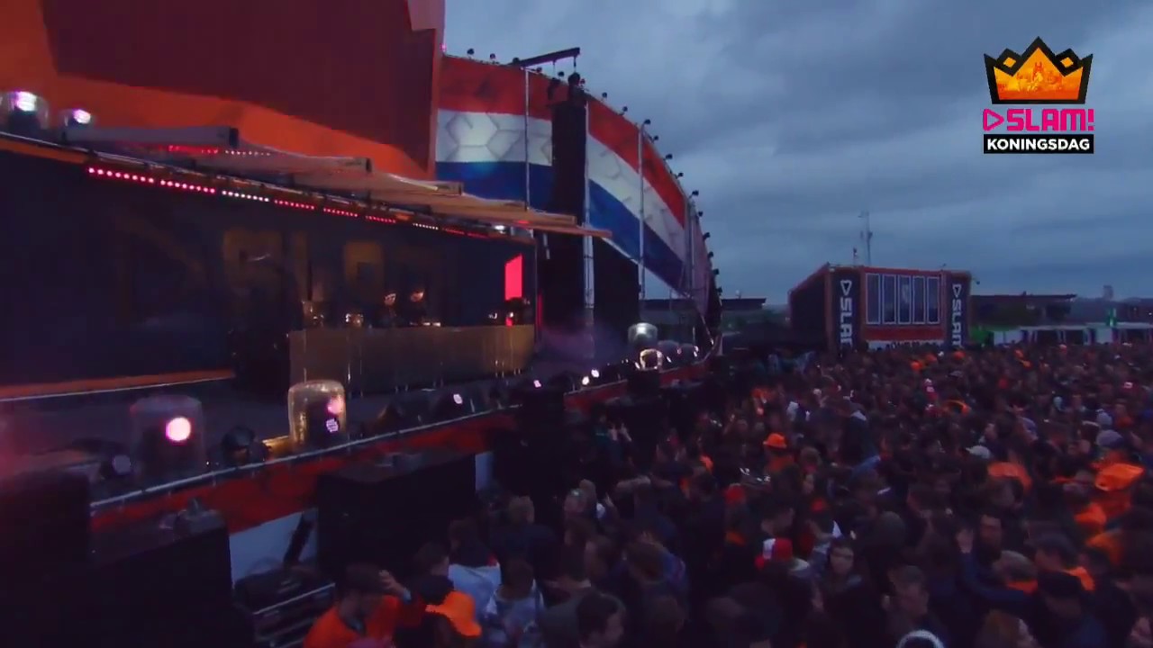 Hardwell & Maddix - Smash This Beat (Played by W&W)
