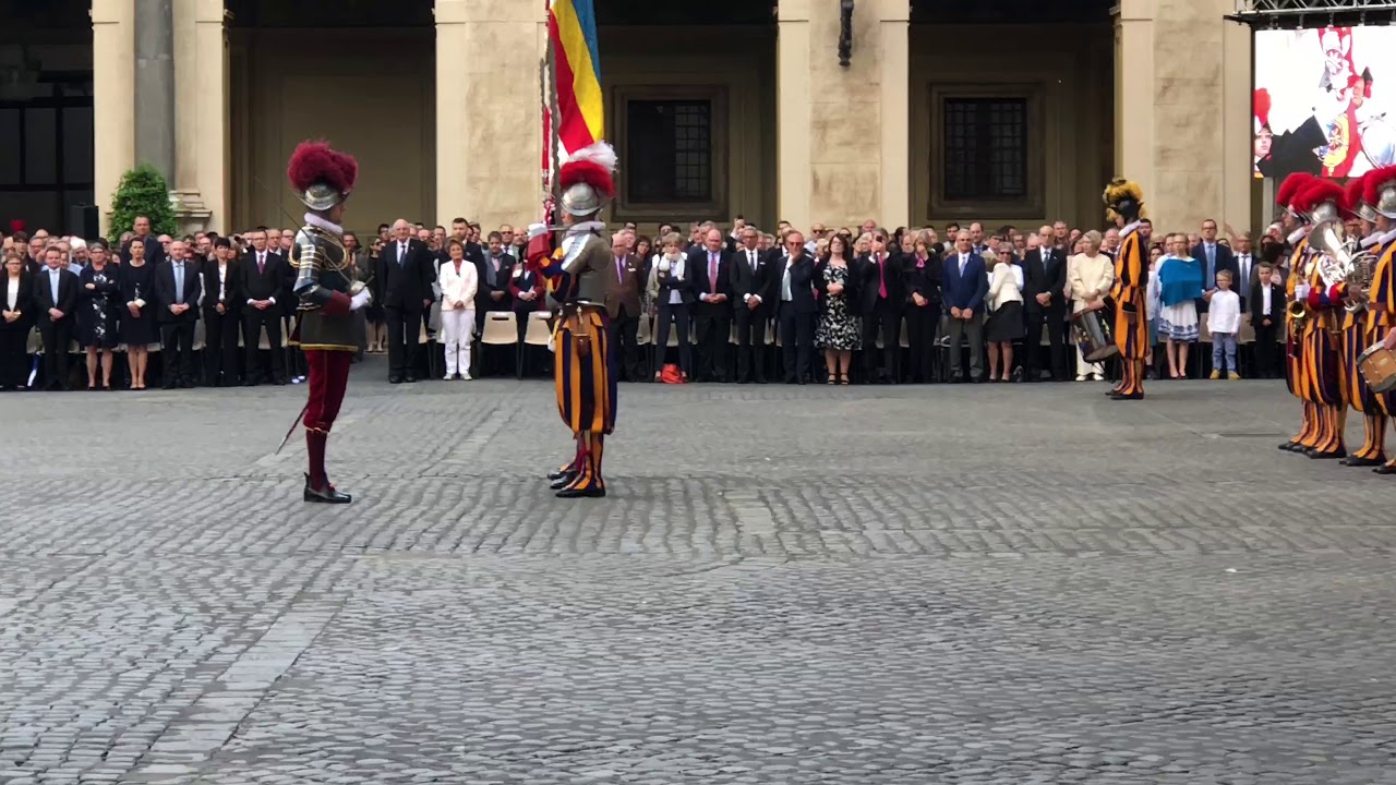 Vereidigung der päpstlichen Schweizergarde 2018