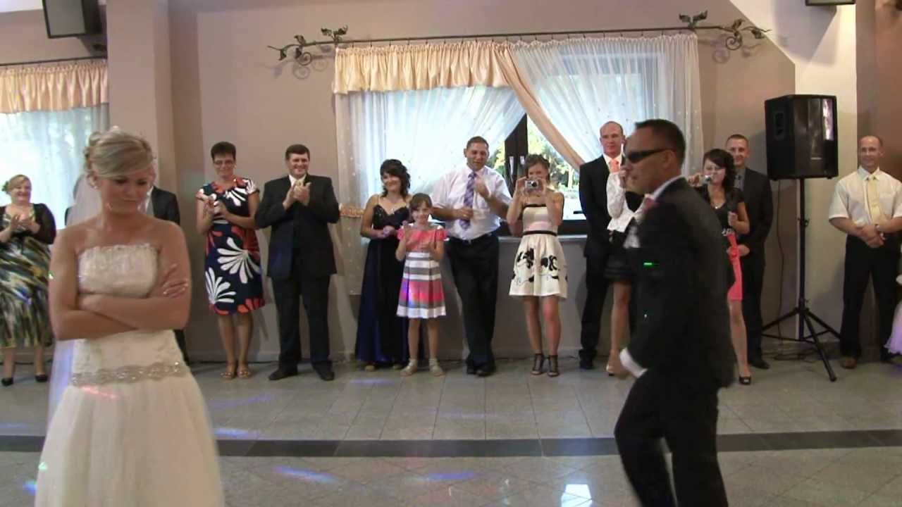 Zaskakujący pierwszy taniec Gosi i Adama. 2012 r.