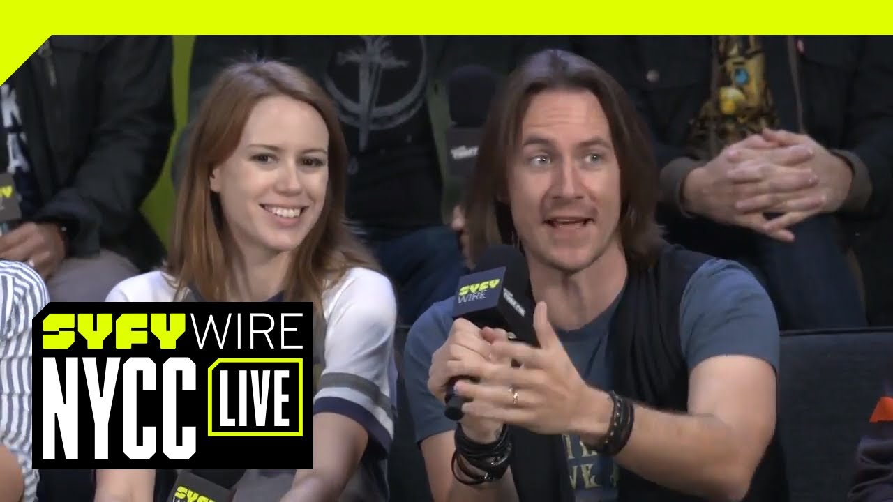 Geek & Sundry's Critical Role Cast Talk Success, Service And Toilet Paper? | NYCC 2018 | SYFY WIRE