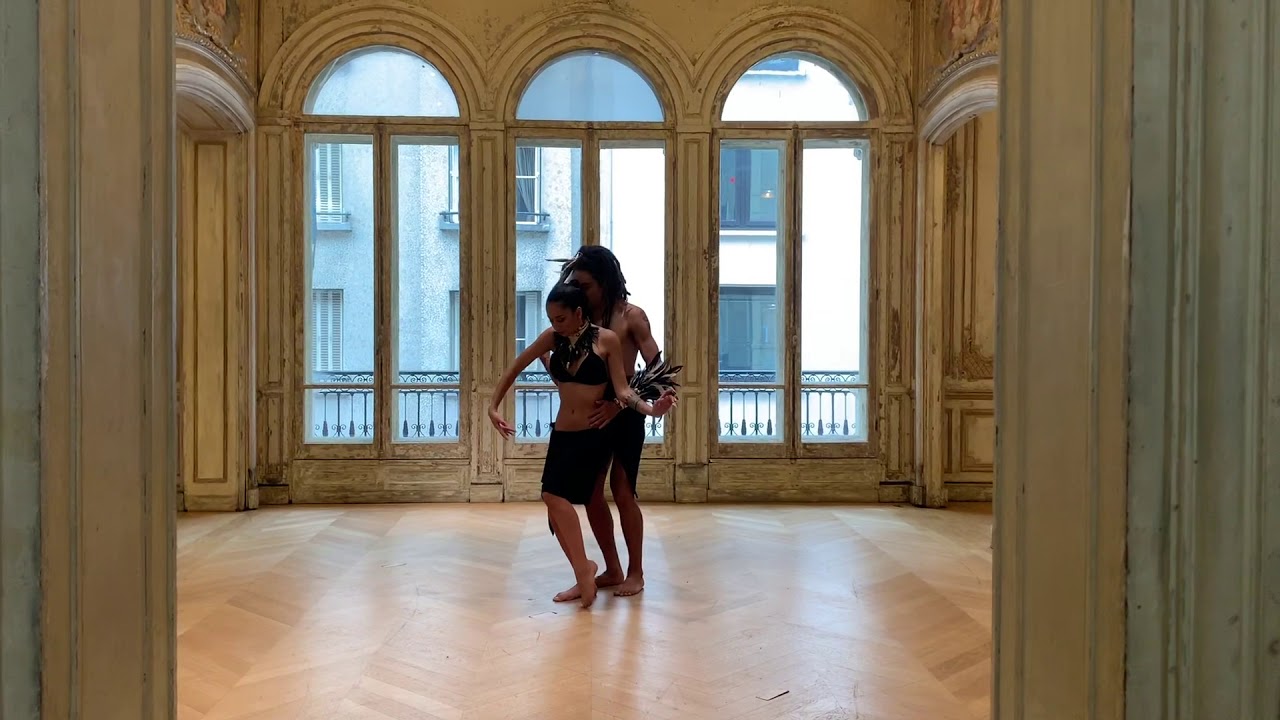 Duo Tahia Cambet & Tuarii Tracqui - For Dance In Paradise