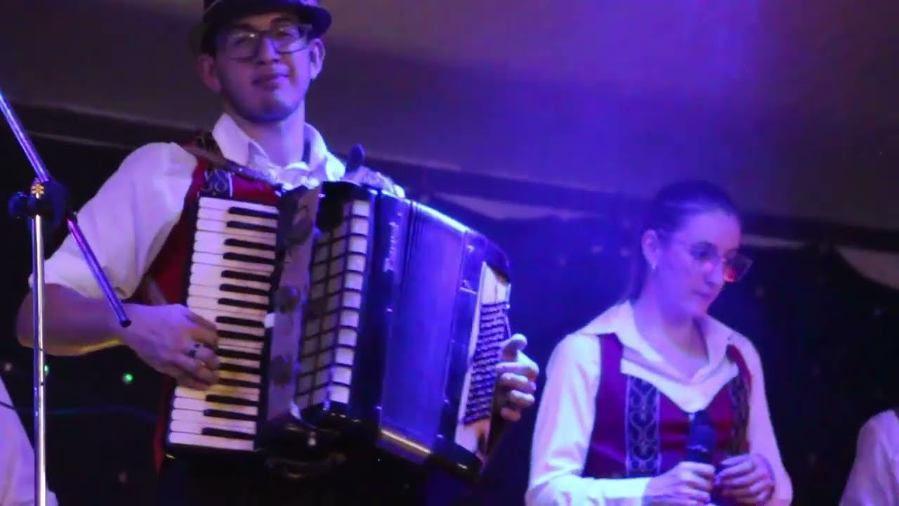 FIESTA DE JUAN CUARTA PARTE RP 2000