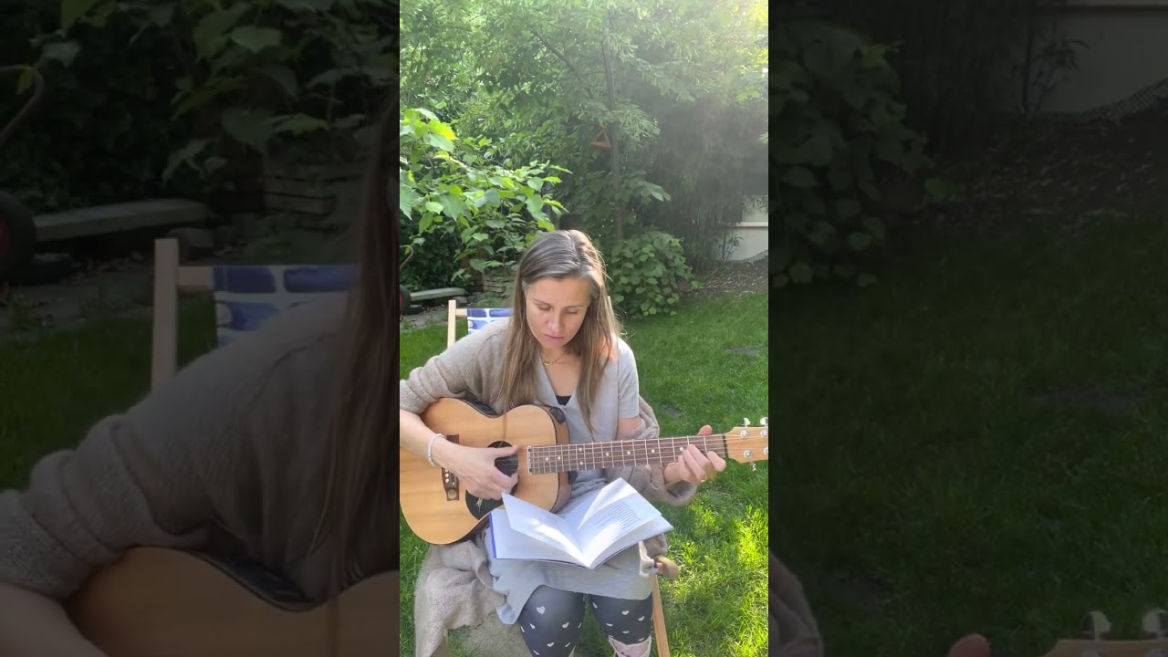 BEZWŁADNIE  ( Mikrośpiewnik )