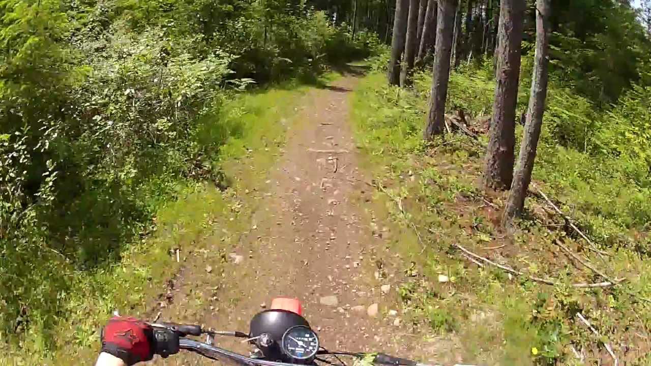 Riding a 1978 Yamaha DT100 Enduro , old as dirt dirt bike