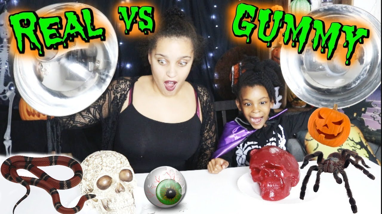 REAL vs GUMMY HALLOWEEN ,vraies choses ou bonbons d'halloween avec tatie AMBRE
