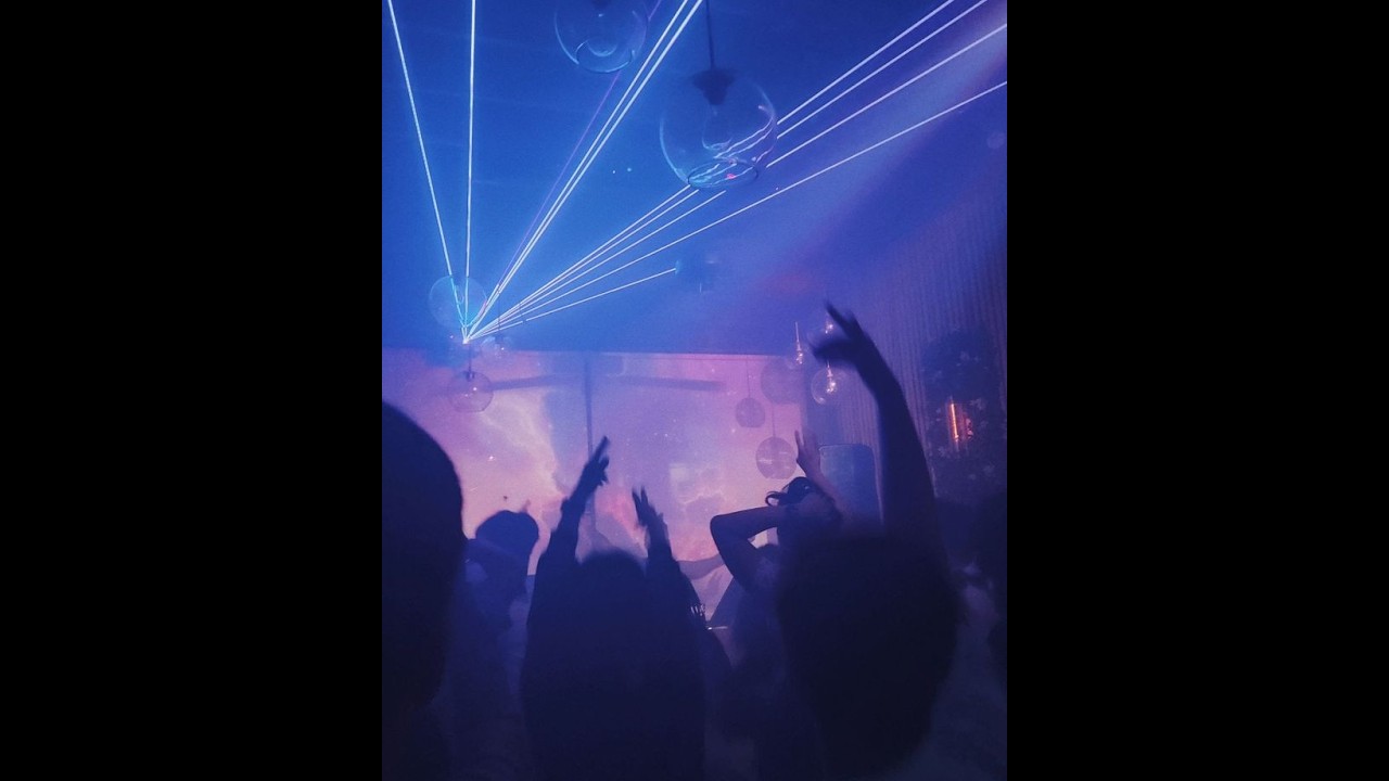 35 pop, dnb, and club beats with a visualizer
