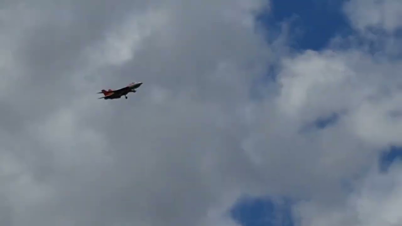 Gigantic F14 Twin Turbine RC Jet Maiden @ PDARCS 2022