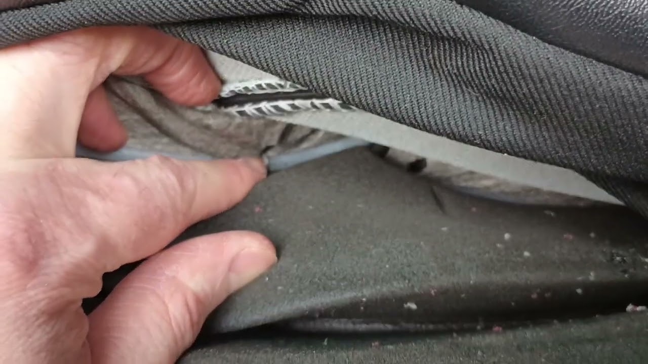 2014 Jeep Cherokee driver seat bottom cover removal.