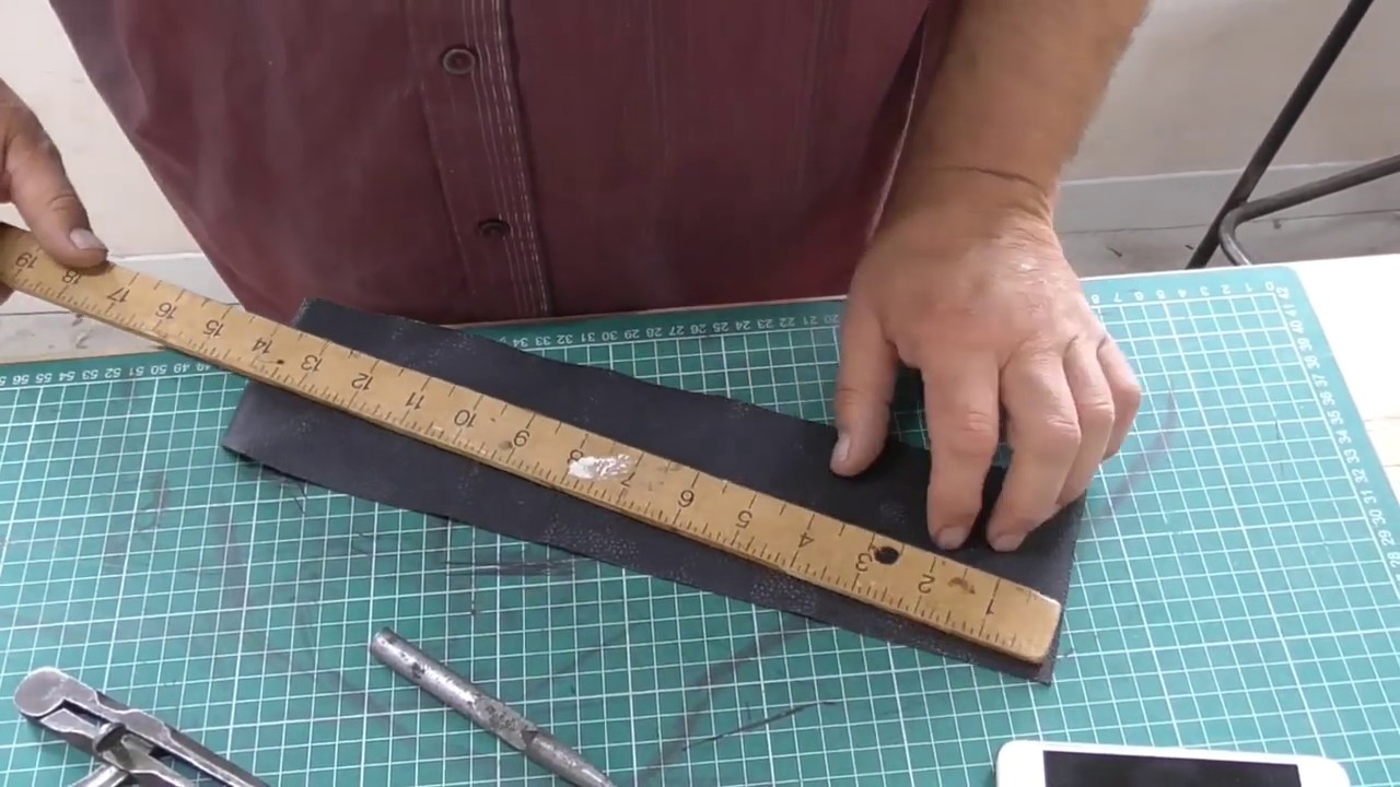 No stitch leather phone case