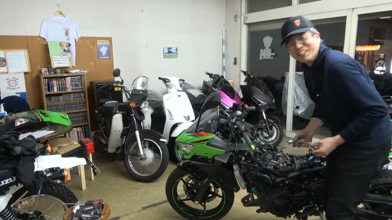 NINJA400 車検の点検整備　エアクリ　プラグ