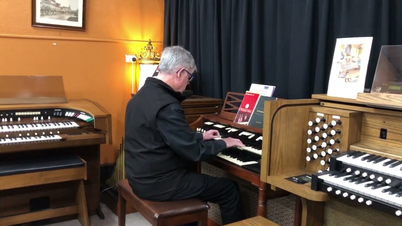 Pre Loved Hammond M101 with Leslie Cabinet