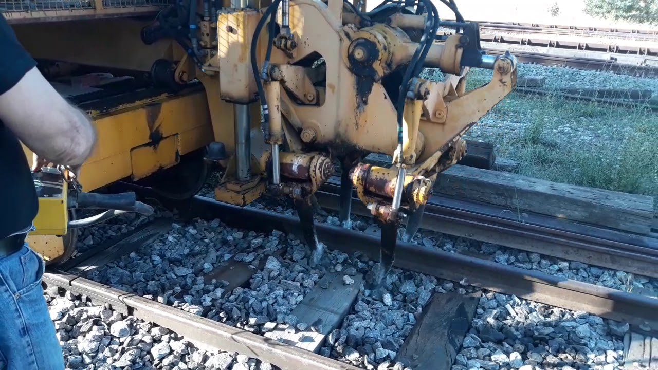 PLASSER & THEURER GWS 75 metre gauge (meterspur)