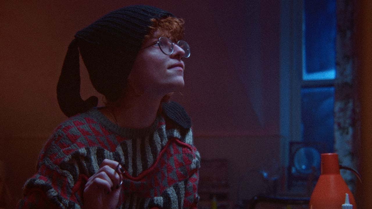 Cavetown - Fall In Love With A Girl (feat. beabadoobee)