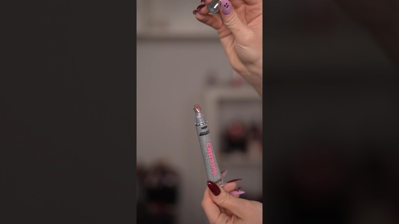 Swatches: New B.Colour Professional glosses with a plumping effect💄