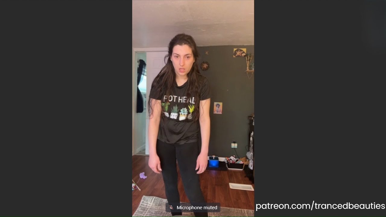 Jade Hypnotized - Believing she's a hypnotist #hypnosis #hypnotized #trance #hypnosisonline