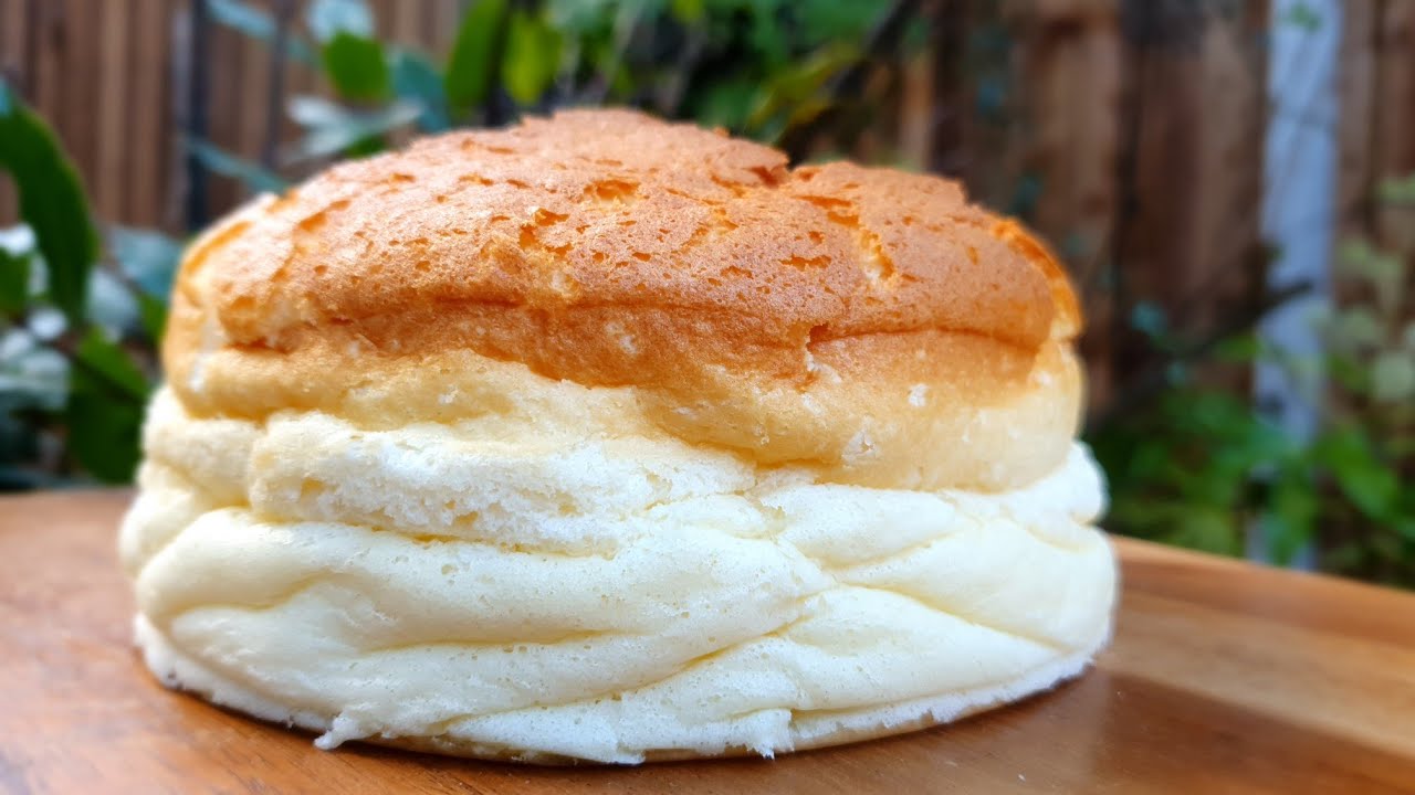 Японски чийзкейк - пухкав нежен и супер лек / Japanese cheesecake recipe So Jiggle Fluffy and Cotton