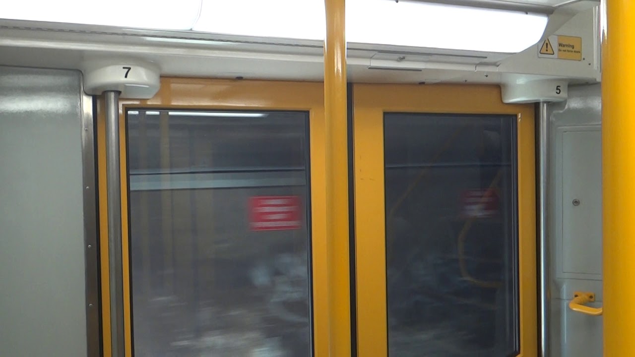 Sydney Trains T-Set (Tangara) - North Sydney to Waverton (T1 North Shore Line)