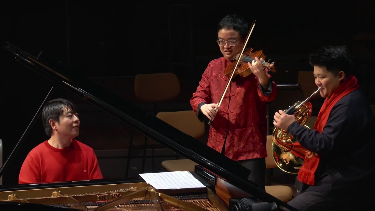 Lang Lang, Yun Zeng, Diyang Mei: “Sai Ma” (Horse Racing)