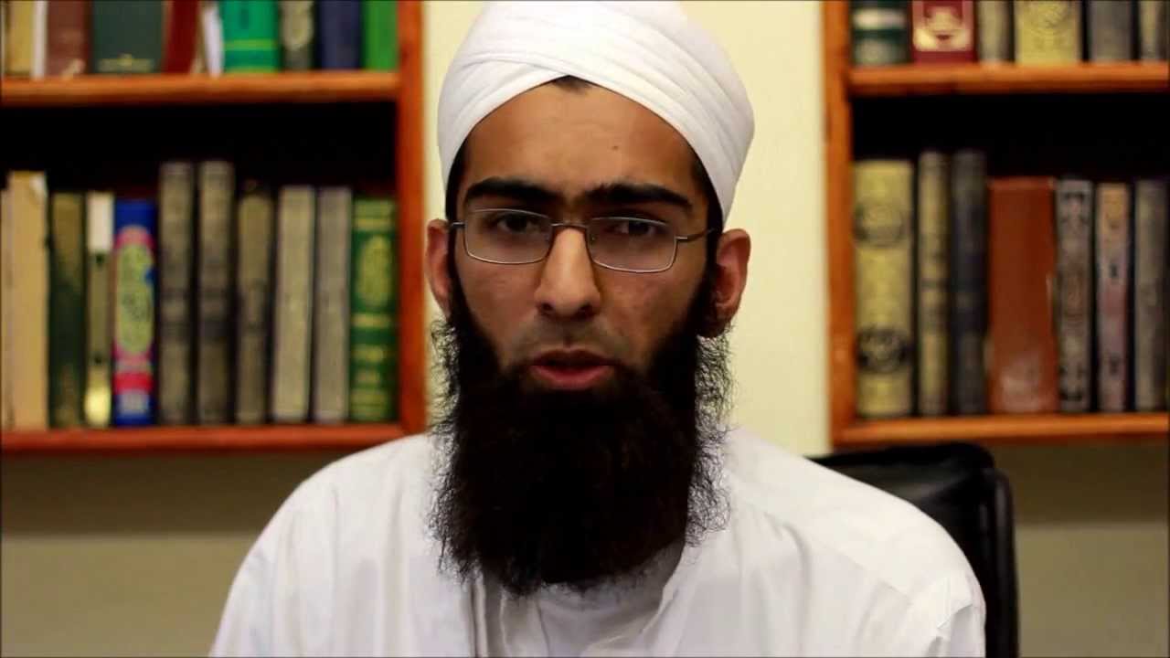 Should we join the feet in salah? Shaykh Mohammad Yasir Al-Hanafi