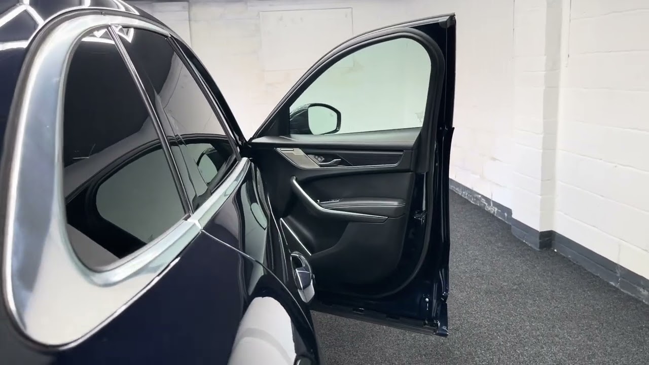 Jaguar F-Pace D200 R-Dynamic HSE