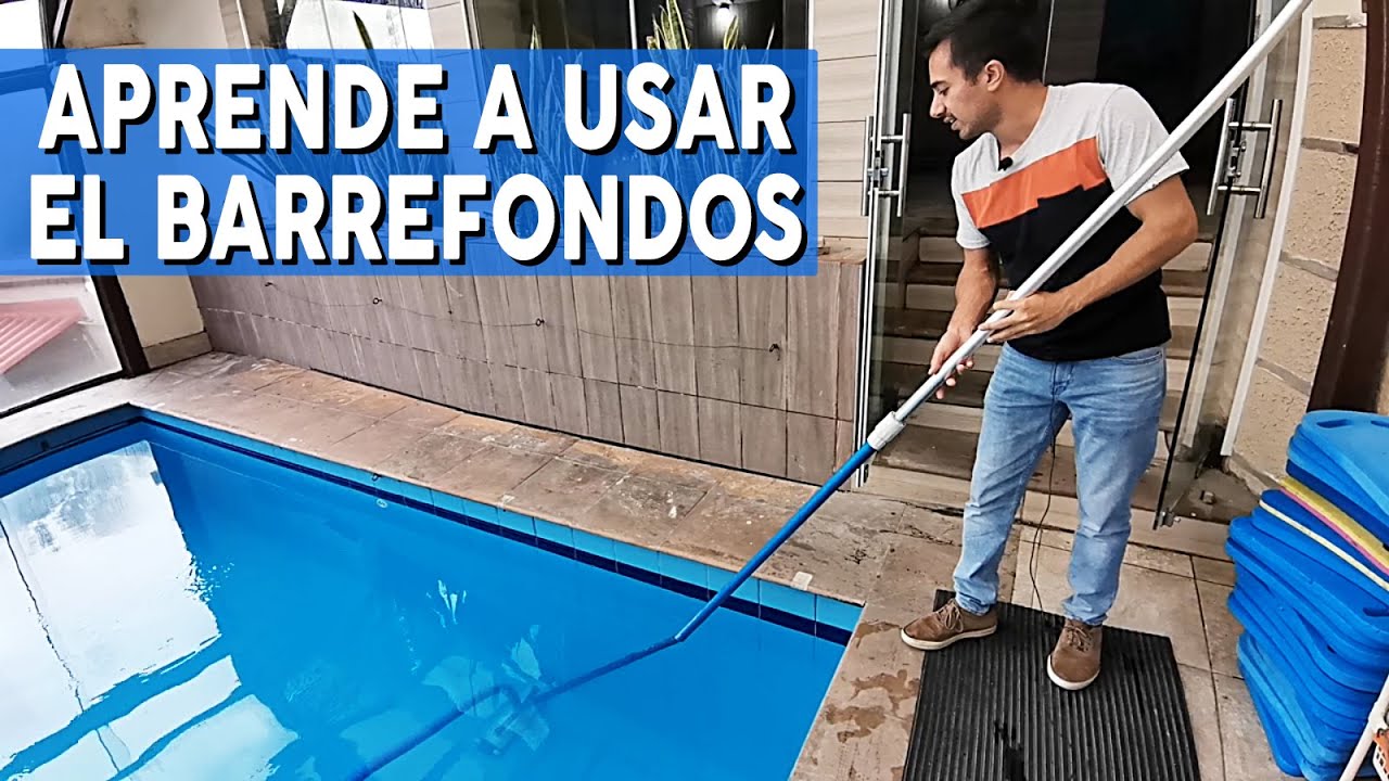 Cómo pasar el aspira-fondos en una piscina.