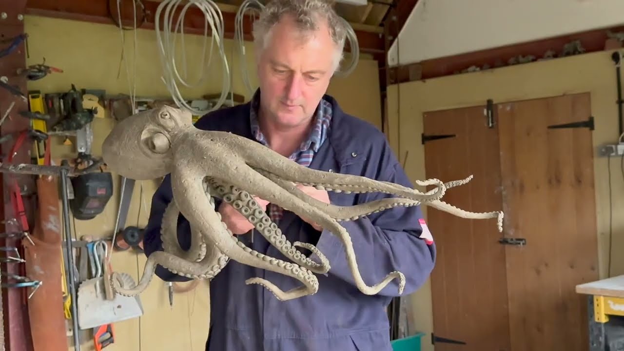 Octopus 2024 - sculpting the clay original