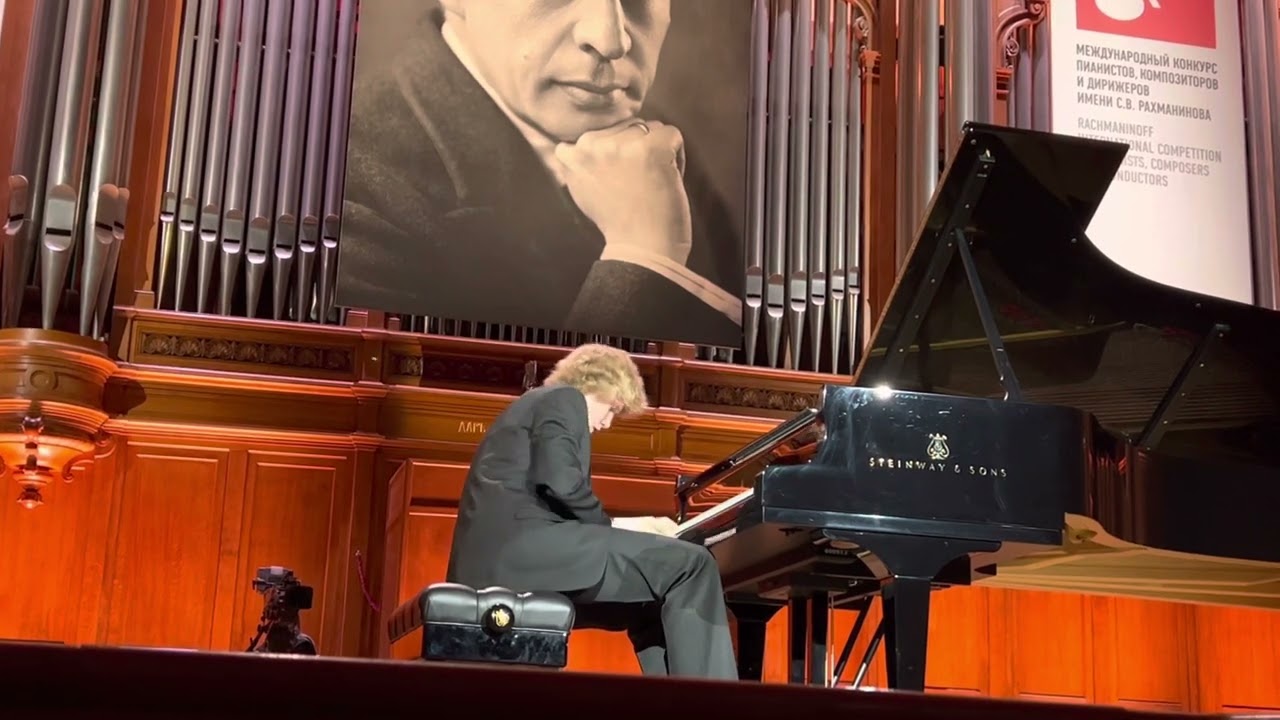 Prokofiev Sonata N 7 Mov.3 Precipitato . Ivan Bessonov