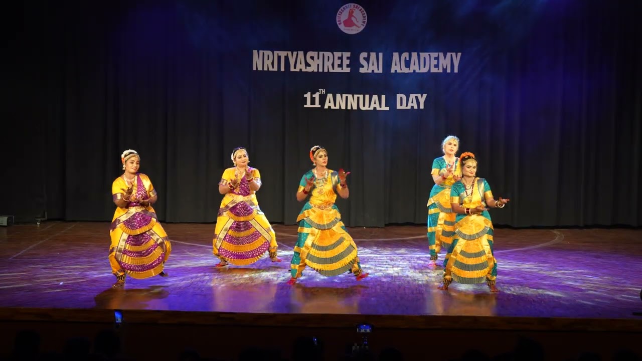 PRABHO GANAPTIM dance performance by our adult batch students