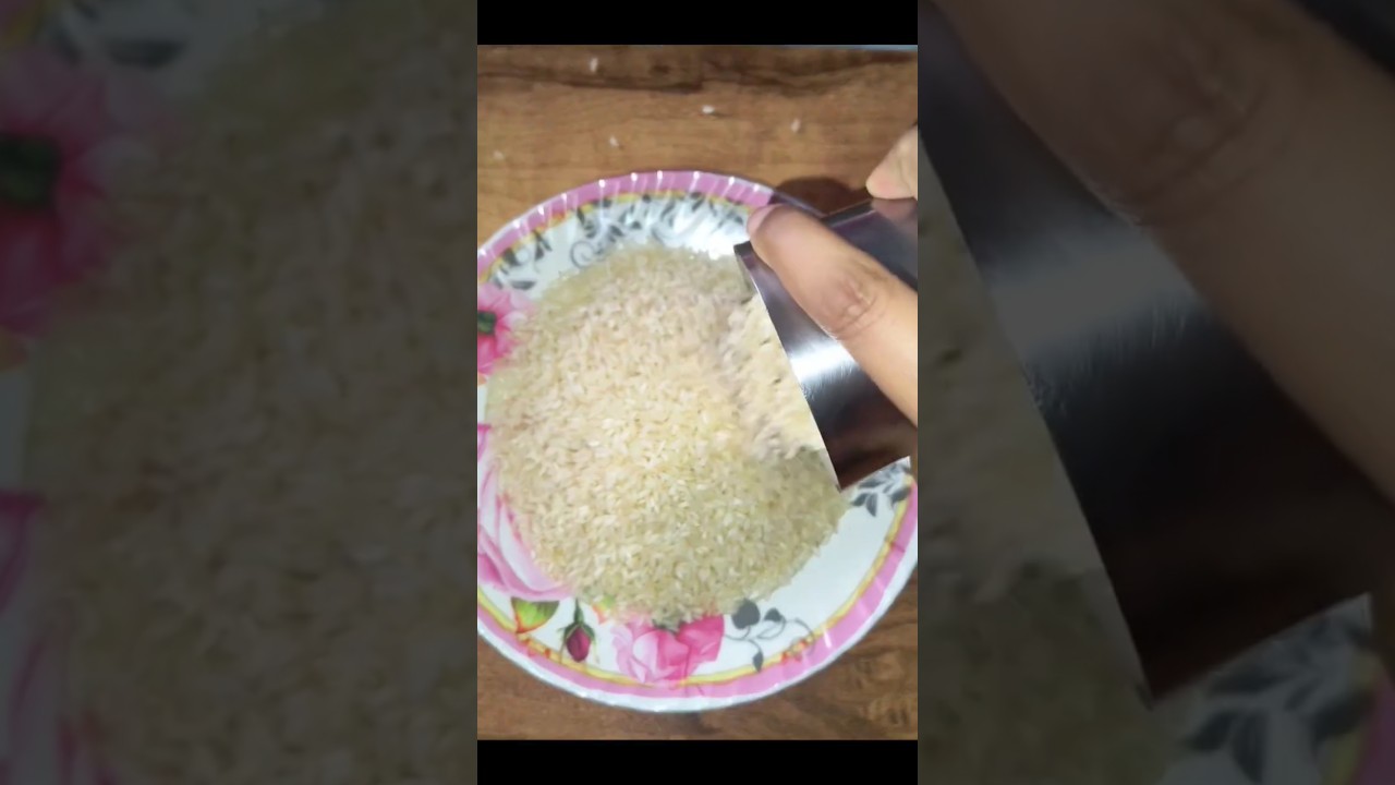 Raw rice eating 
