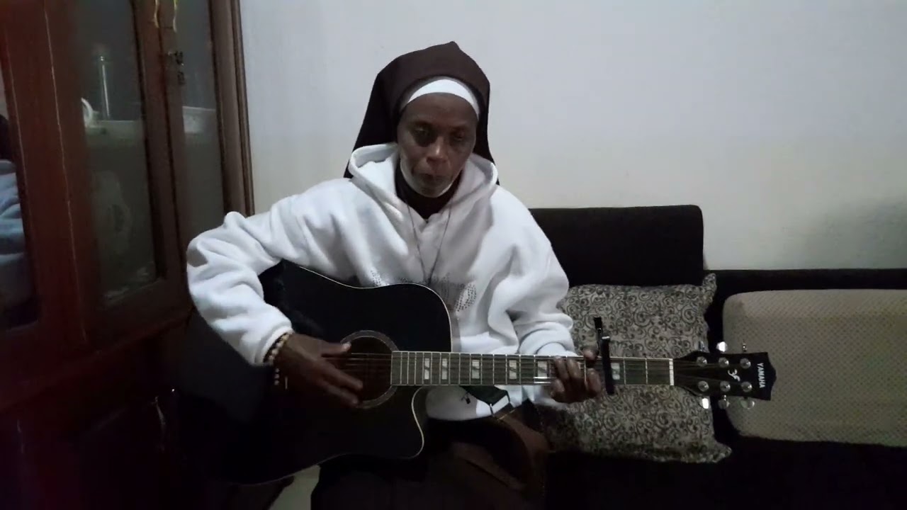 INKURU YANJYE .BYARIBANGA ARIKO NDABIVUGA . INKURU YURUKUNDO YAMBAYEHO.Kurikira nubyumva urarira....
