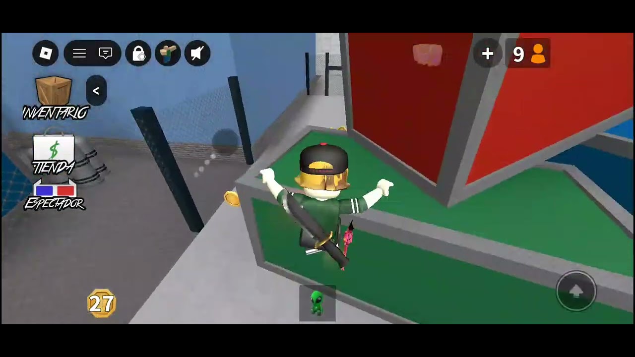 Gameplay de mm2! Perdonen si hubo problemas con el audio!!
