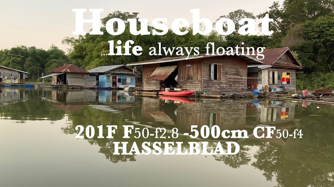 En sub : Hasselblad 201F, Sonnar 150mm f2.8, Distagon F 50mm f2.8 lens shooting the houseboat