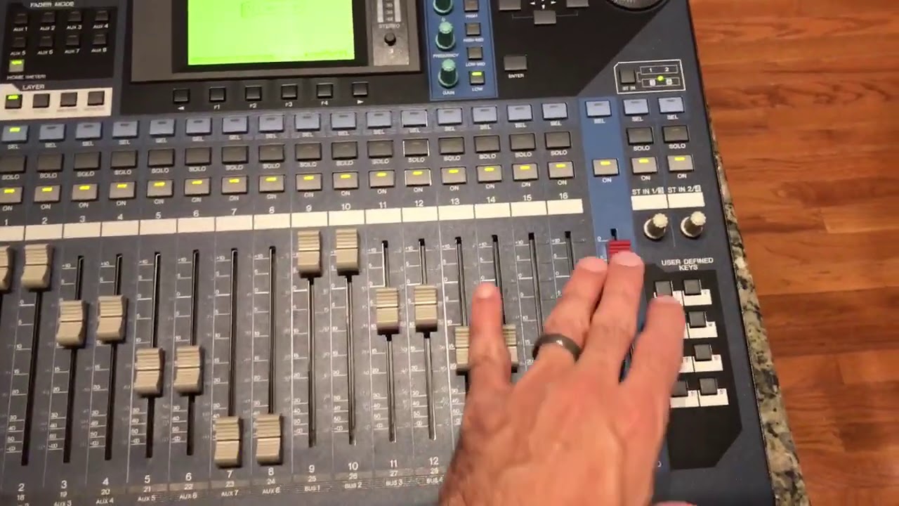 Yamaha 01V96 V2 Fader Demo