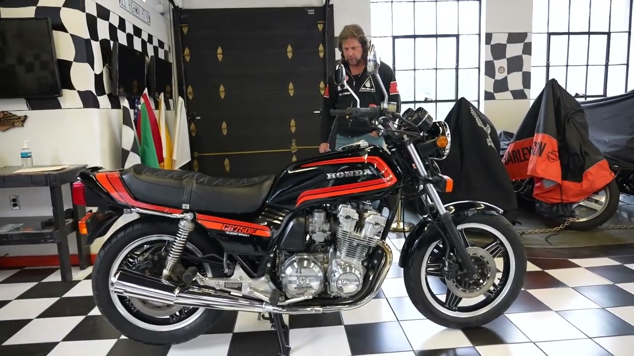 MINT 1981 Honda CB750F