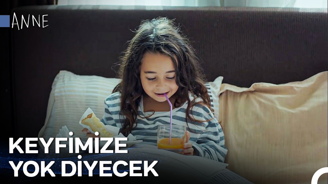 Sabah Kahvaltıda Portakal Suyu İçmenin Verdiği Minimum Keyif 😁- Anne