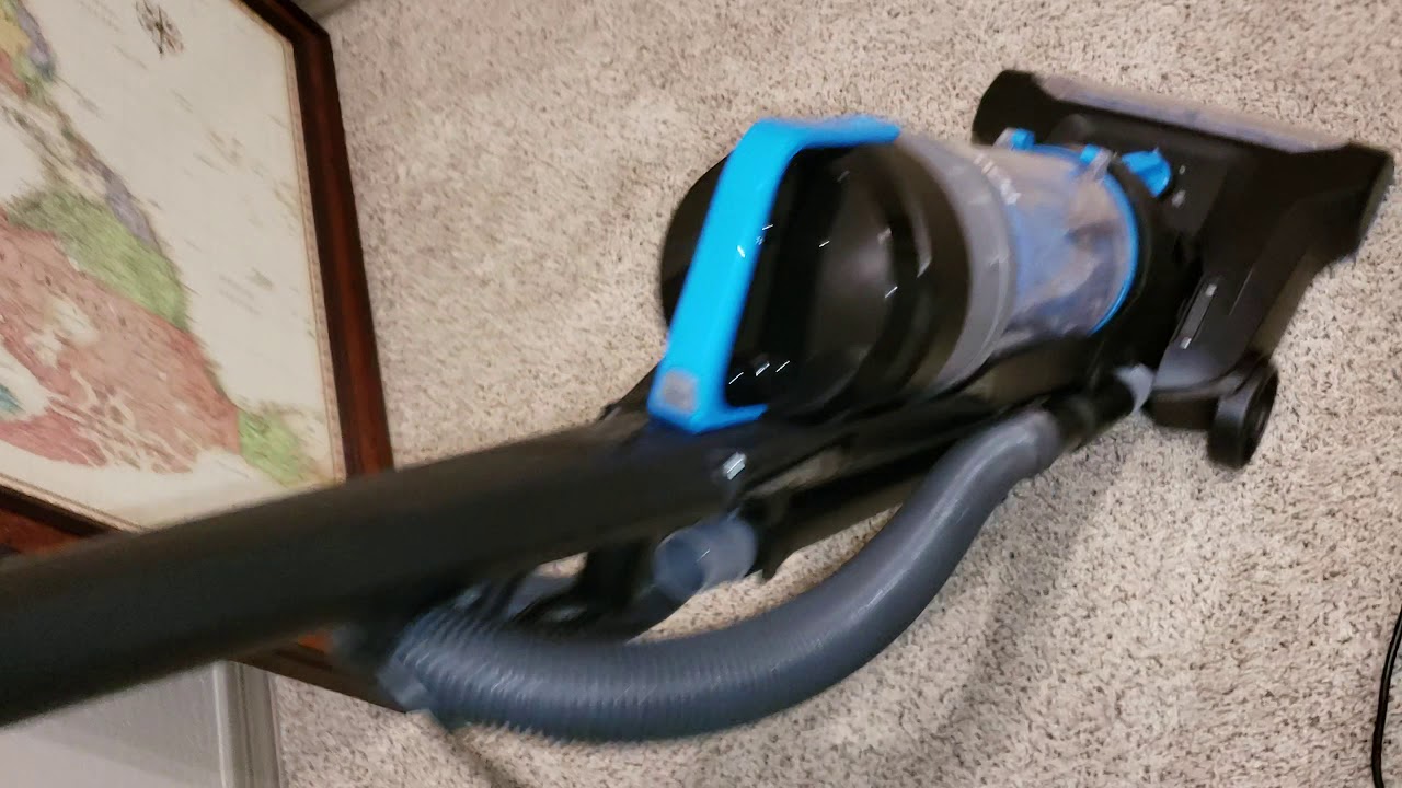 Bissell Powerforce Helix, Quick Vacuuming😊