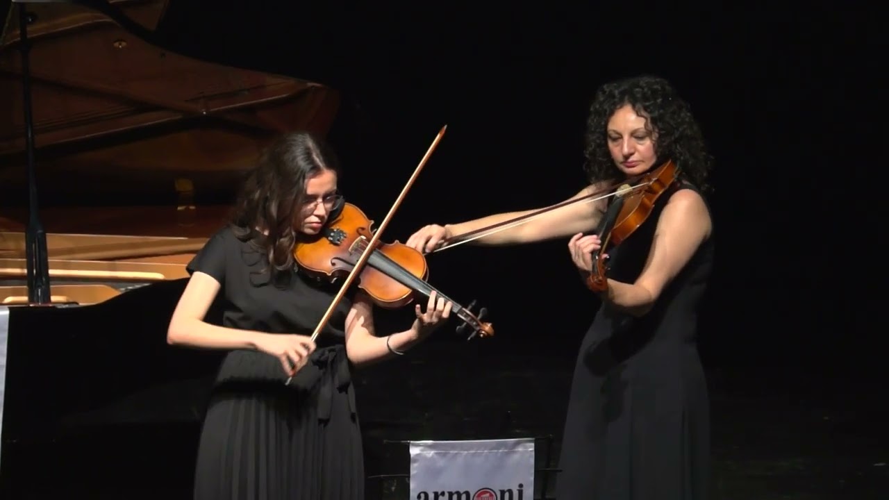 Zeynep ÇELİK (Menuet-Bach)
