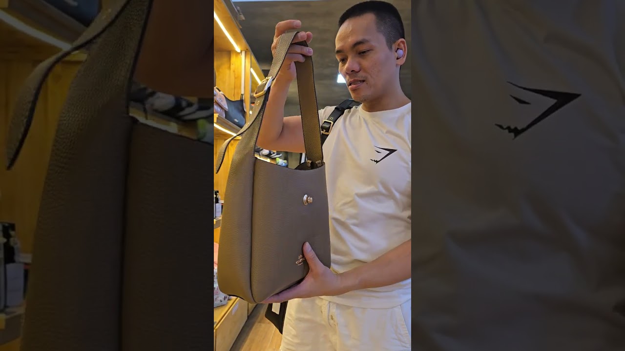 [Eng] Coach Hadley Convertible Crossbody Bag by Factory Outlet