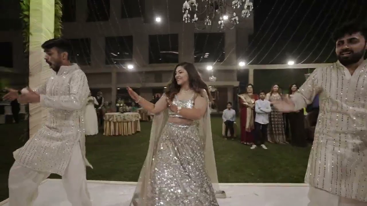 Viral Bride Dance Performance at Desi Wedding: Bride got angry with her brothers