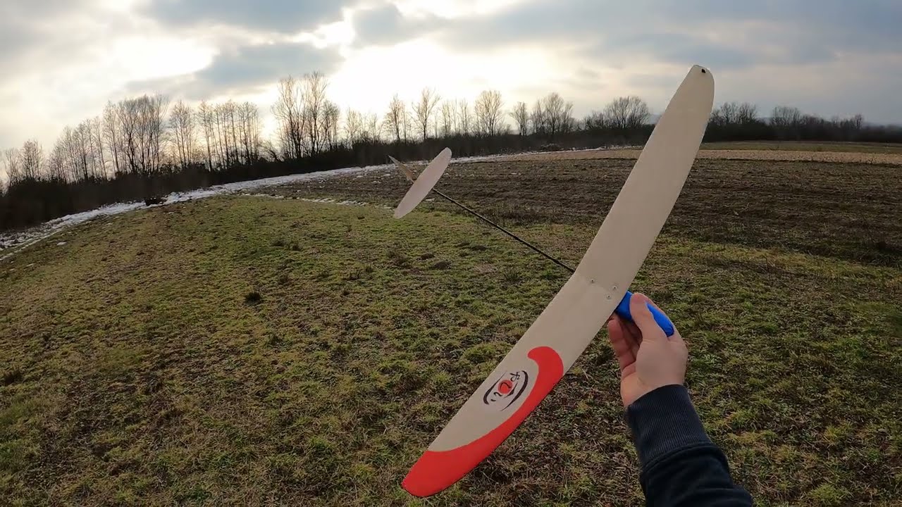 YaShii 660 micro DLG 46g- winter flight