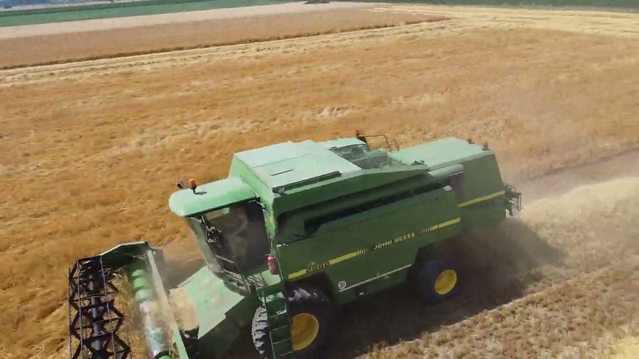 Nowy nabytek w akcji czyli żniwa 2023 john deere 2266