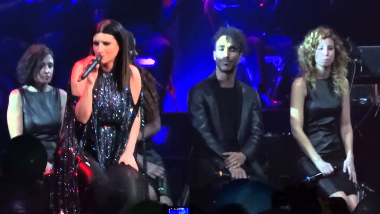 Laura Pausini - Inolvidable - Arena Ciudad de México (28 02 14)