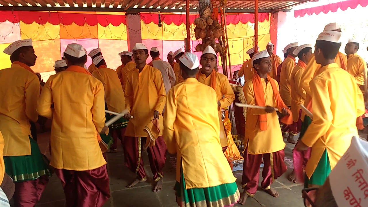 Kaneri gavache khele