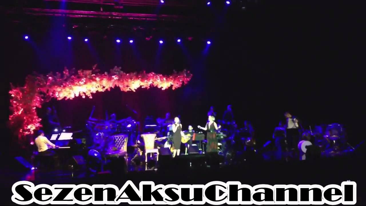 Sezen Aksu & Nilüfer Sen Ağlama Düeti (Harbiye Açıkhava Konseri 14.07.2012)