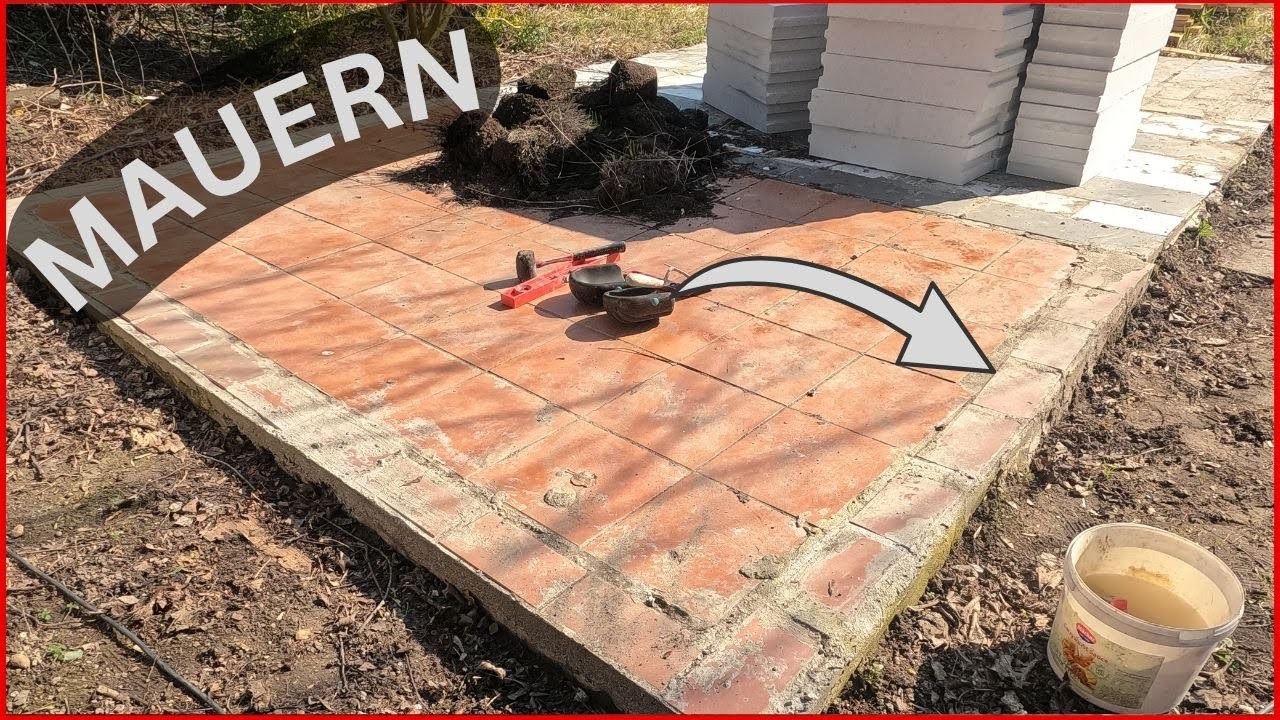 Mauern vom neuen Hühnerstall/Pflanzen umtopfen...