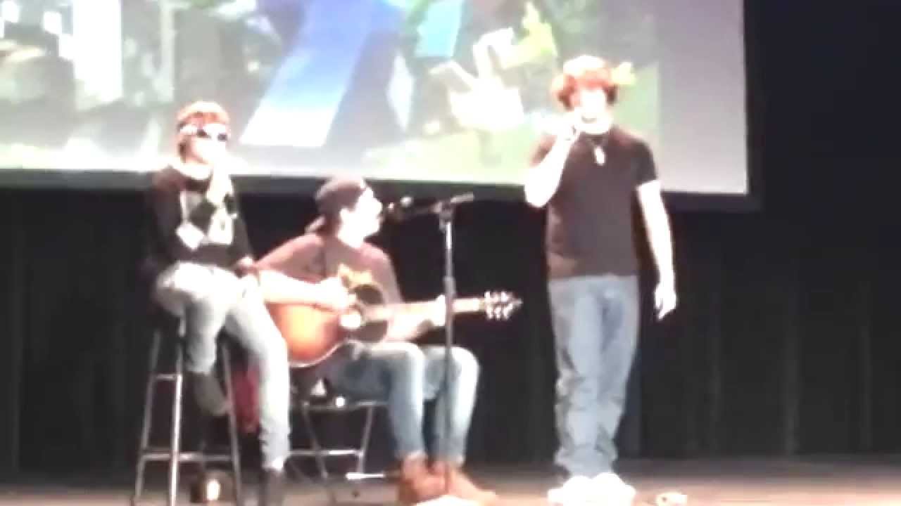 ♪ Singing Minecraft 