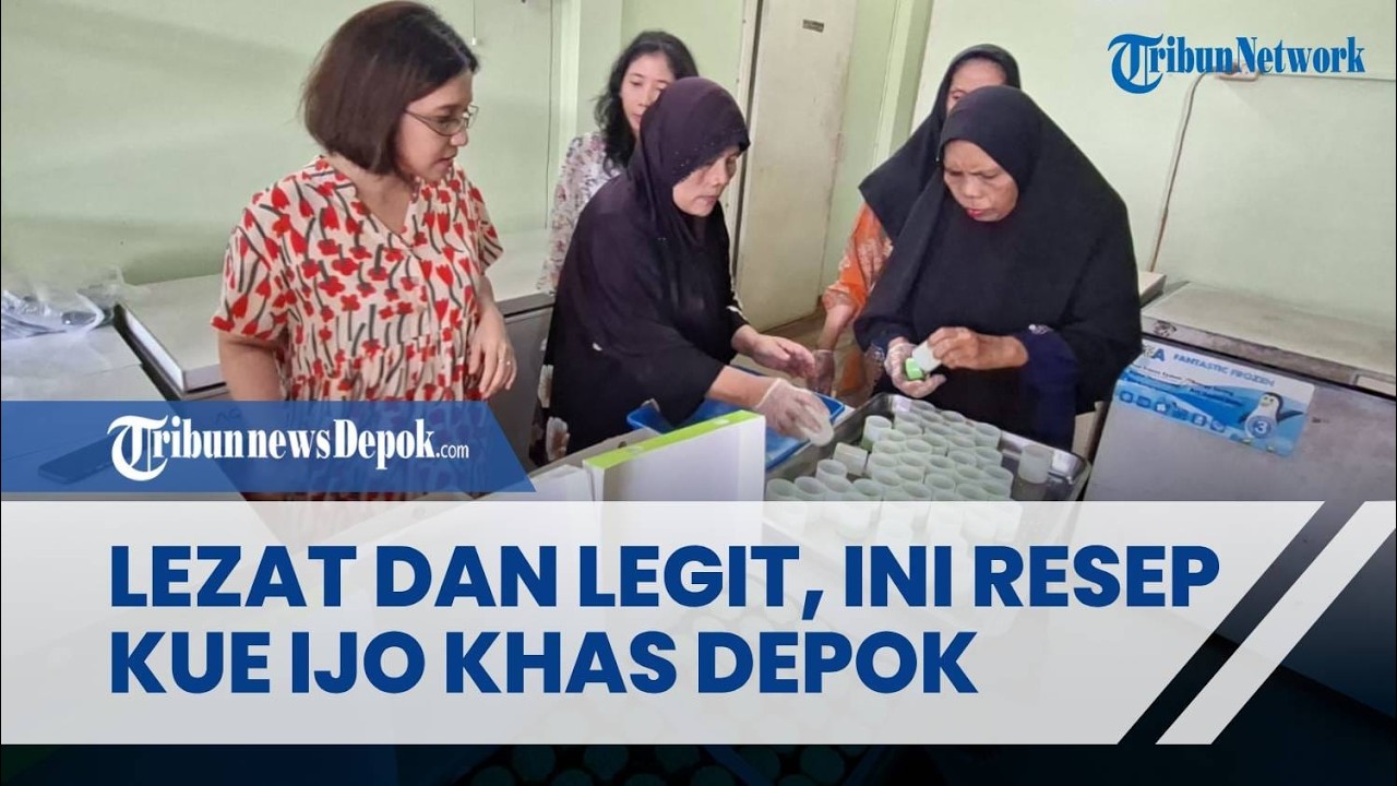Lezat dan Legit, Begini Proses Pembuatan Kue Ijo Khas Depok