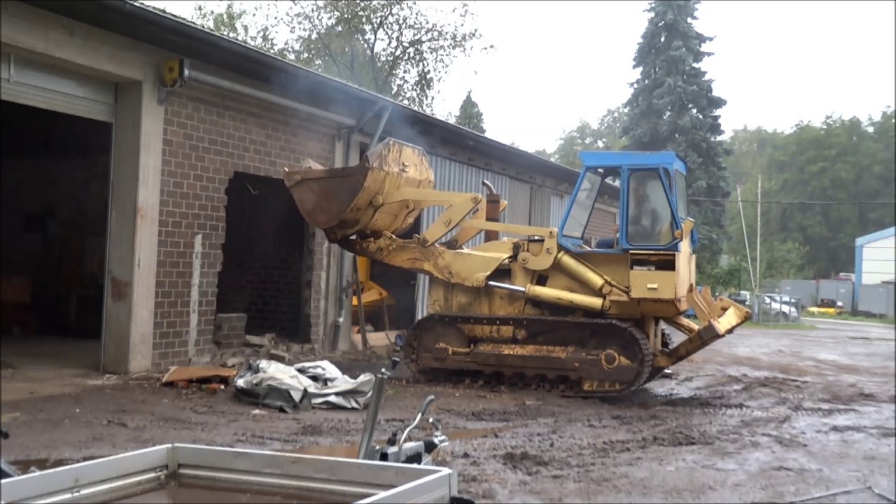 Büffel BL 160 Laderaupe Einreissen einer Wand a