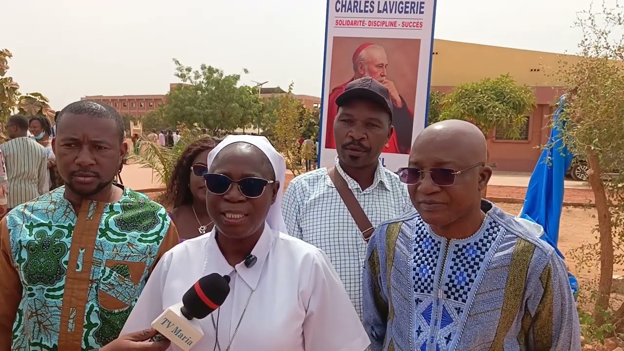 REPORTAGE SUR LA MESSE D'OUVERTURE DU JUBILE D'ALBATRE DU LYCEE TECHNIQUE CHARLES LAVIGERIE