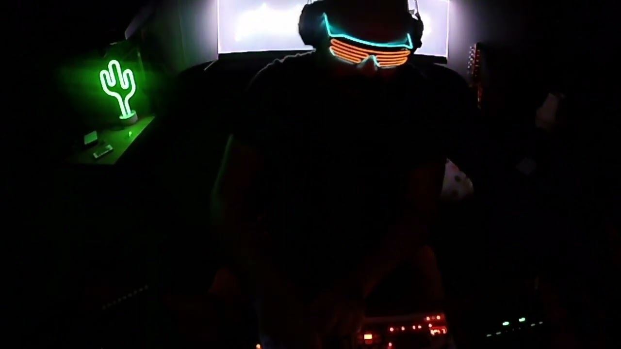 BeatTrekkers - Video competition! 30 min dawless techno jam